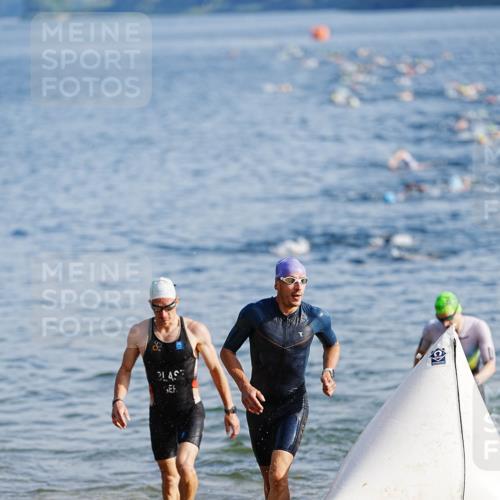 21.06.2026 - 29. Vierlanden-Triathlon LAZAROV Photography http://msf.ph/oto/9858633 21.06.2026 08:14:10 Schwimmen  meine-sportfotos.de