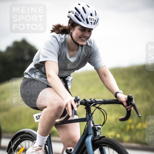 21.06.2026 - 29. Vierlanden-Triathlon H.Heesch http://msf.ph/oto/9858647 21.06.2026 10:30:59 Radfahren 175, 360, 505, 523, 580, 623 meine-sportfotos.de