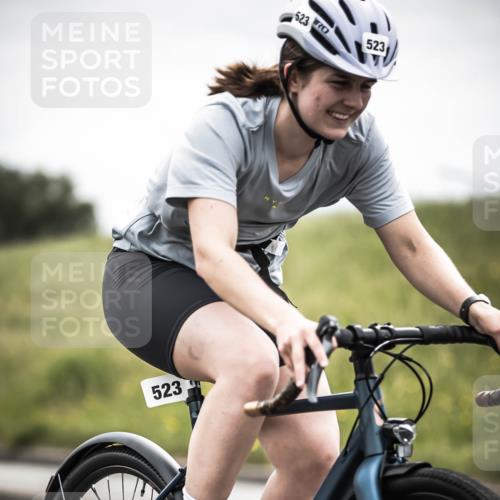 21.06.2026 - 29. Vierlanden-Triathlon H.Heesch http://msf.ph/oto/9858653 21.06.2026 10:30:59 Radfahren 175, 360, 505, 523, 580, 623 meine-sportfotos.de