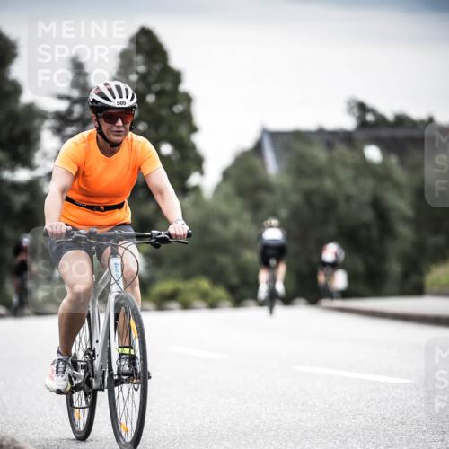 21.06.2026 - 29. Vierlanden-Triathlon H.Heesch http://msf.ph/oto/9858678 21.06.2026 10:31:01 Radfahren 175, 360, 505, 523, 580, 623 meine-sportfotos.de