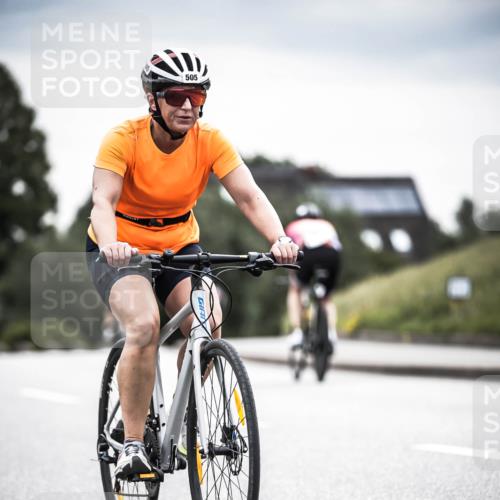 21.06.2026 - 29. Vierlanden-Triathlon H.Heesch http://msf.ph/oto/9858708 21.06.2026 10:31:02 Radfahren 175, 360, 505, 523, 623 meine-sportfotos.de