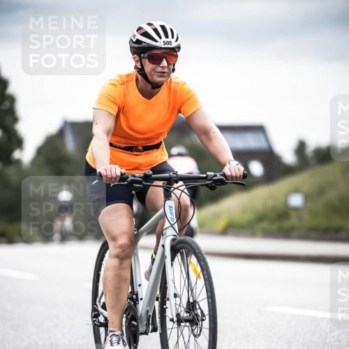 21.06.2026 - 29. Vierlanden-Triathlon H.Heesch http://msf.ph/oto/9858713 21.06.2026 10:31:02 Radfahren 175, 360, 505, 523, 623 meine-sportfotos.de