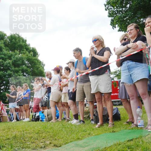 21.06.2026 - 29. Vierlanden-Triathlon LAZAROV Photography http://msf.ph/oto/9858716 21.06.2026 10:58:23 Schwimmen 665, 668, 691, 715, 719 meine-sportfotos.de
