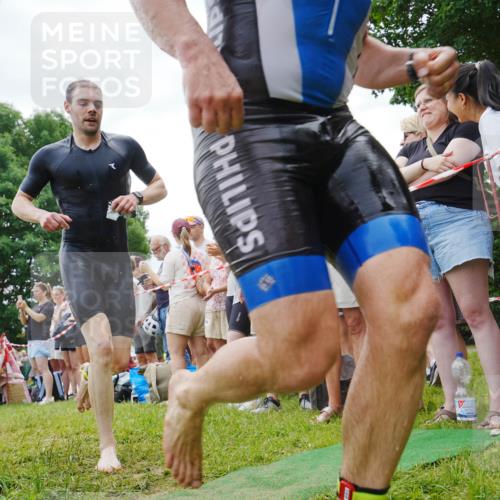 21.06.2026 - 29. Vierlanden-Triathlon LAZAROV Photography http://msf.ph/oto/9858754 21.06.2026 10:58:25 Schwimmen 661, 665, 668, 691, 715, 719 meine-sportfotos.de