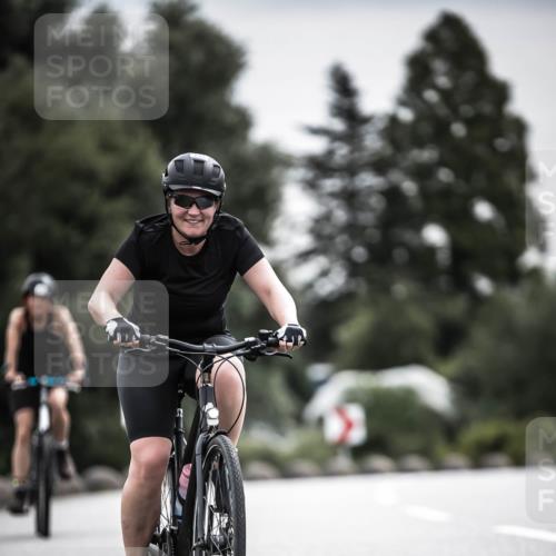 21.06.2026 - 29. Vierlanden-Triathlon H.Heesch http://msf.ph/oto/9858847 21.06.2026 10:31:17 Radfahren 229, 265, 280, 498, 612 meine-sportfotos.de