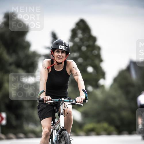 21.06.2026 - 29. Vierlanden-Triathlon H.Heesch http://msf.ph/oto/9858880 21.06.2026 10:31:20 Radfahren 265, 498, 612 meine-sportfotos.de