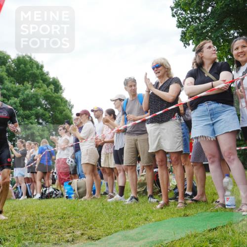 21.06.2026 - 29. Vierlanden-Triathlon LAZAROV Photography http://msf.ph/oto/9858885 21.06.2026 10:58:44 Schwimmen 630, 675, 721 meine-sportfotos.de