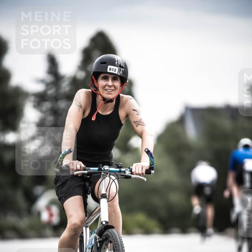 21.06.2026 - 29. Vierlanden-Triathlon H.Heesch http://msf.ph/oto/9858891 21.06.2026 10:31:20 Radfahren 265, 498, 612 meine-sportfotos.de
