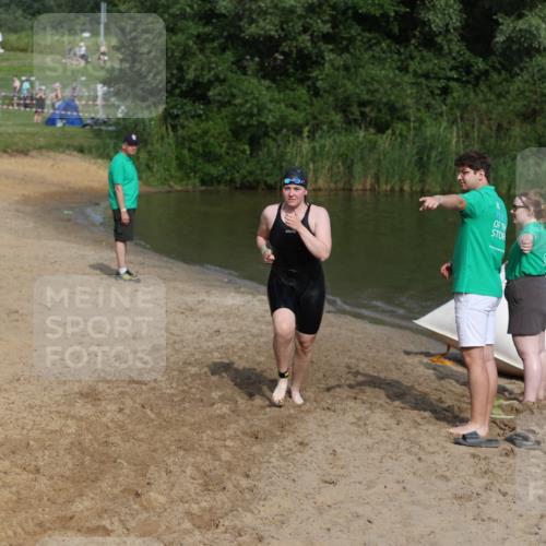 21.06.2026 - 29. Vierlanden-Triathlon Andreas Tolksdorf http://msf.ph/oto/9858911 21.06.2026 09:04:38 Schwimmen 290 meine-sportfotos.de