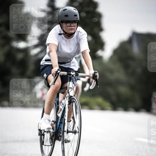 21.06.2026 - 29. Vierlanden-Triathlon H.Heesch http://msf.ph/oto/9858976 21.06.2026 10:31:33 Radfahren 145, 221, 301, 337, 489, 510 meine-sportfotos.de