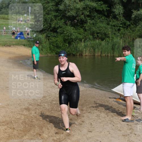 21.06.2026 - 29. Vierlanden-Triathlon Andreas Tolksdorf http://msf.ph/oto/9858985 21.06.2026 09:04:39 Schwimmen 290 meine-sportfotos.de