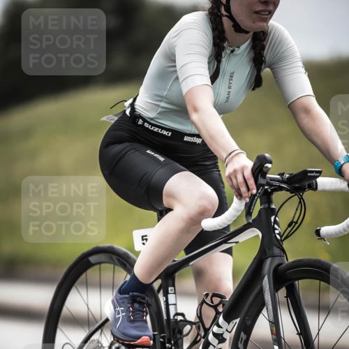 21.06.2026 - 29. Vierlanden-Triathlon H.Heesch http://msf.ph/oto/9859002 21.06.2026 10:31:35 Radfahren 123, 145, 301, 337, 489, 510 meine-sportfotos.de