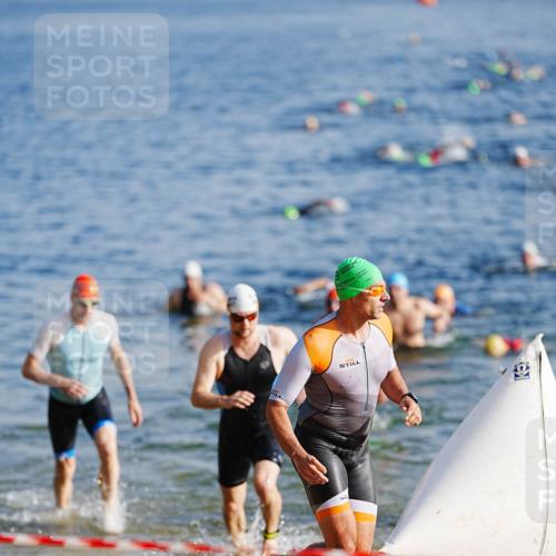 21.06.2026 - 29. Vierlanden-Triathlon LAZAROV Photography http://msf.ph/oto/9859007 21.06.2026 08:16:58 Schwimmen  meine-sportfotos.de