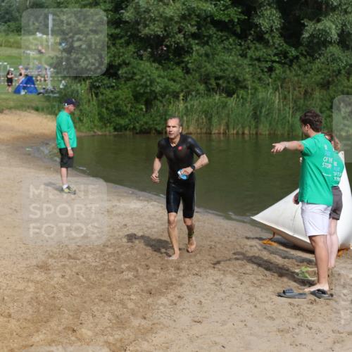 21.06.2026 - 29. Vierlanden-Triathlon Andreas Tolksdorf http://msf.ph/oto/9859010 21.06.2026 09:05:16 Schwimmen 192 meine-sportfotos.de