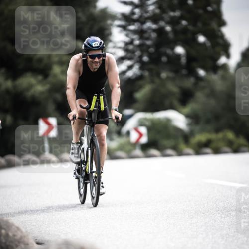 21.06.2026 - 29. Vierlanden-Triathlon H.Heesch http://msf.ph/oto/9859038 21.06.2026 10:31:42 Radfahren 123, 226, 301, 308, 1357 meine-sportfotos.de
