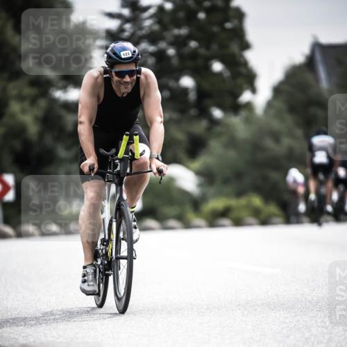 21.06.2026 - 29. Vierlanden-Triathlon H.Heesch http://msf.ph/oto/9859055 21.06.2026 10:31:42 Radfahren 123, 226, 301, 308, 1357 meine-sportfotos.de