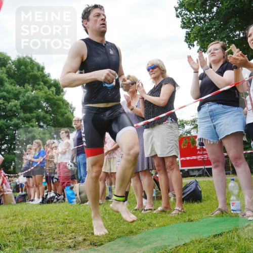 21.06.2026 - 29. Vierlanden-Triathlon LAZAROV Photography http://msf.ph/oto/9859074 21.06.2026 10:59:38 Schwimmen 682 meine-sportfotos.de
