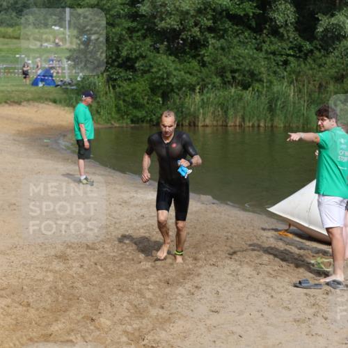 21.06.2026 - 29. Vierlanden-Triathlon Andreas Tolksdorf http://msf.ph/oto/9859079 21.06.2026 09:05:16 Schwimmen 192 meine-sportfotos.de