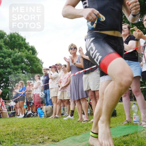 21.06.2026 - 29. Vierlanden-Triathlon LAZAROV Photography http://msf.ph/oto/9859082 21.06.2026 10:59:38 Schwimmen 682 meine-sportfotos.de