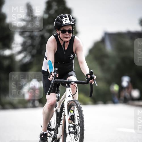 21.06.2026 - 29. Vierlanden-Triathlon H.Heesch http://msf.ph/oto/9859100 21.06.2026 10:31:44 Radfahren 123, 202, 226, 301, 308, 389, 1357 meine-sportfotos.de