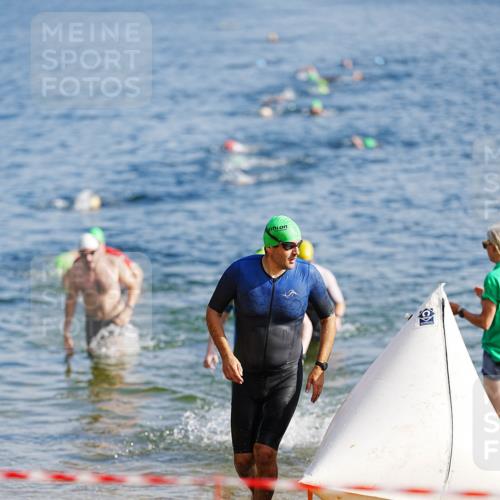21.06.2026 - 29. Vierlanden-Triathlon LAZAROV Photography http://msf.ph/oto/9859113 21.06.2026 08:17:33 Schwimmen  meine-sportfotos.de