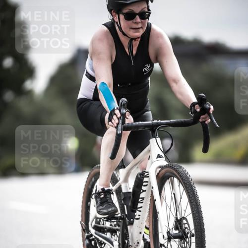 21.06.2026 - 29. Vierlanden-Triathlon H.Heesch http://msf.ph/oto/9859119 21.06.2026 10:31:45 Radfahren 123, 202, 226, 308, 389, 1357 meine-sportfotos.de