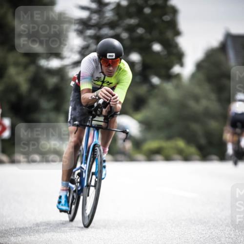 21.06.2026 - 29. Vierlanden-Triathlon H.Heesch http://msf.ph/oto/9859135 21.06.2026 10:31:51 Radfahren 62, 202, 213, 226, 308, 332, 389, 441 meine-sportfotos.de