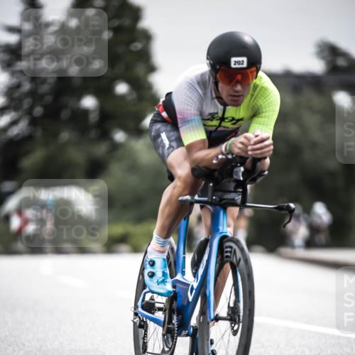 21.06.2026 - 29. Vierlanden-Triathlon H.Heesch http://msf.ph/oto/9859157 21.06.2026 10:31:51 Radfahren 62, 202, 213, 226, 308, 332, 389, 441 meine-sportfotos.de