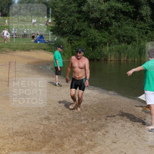 21.06.2026 - 29. Vierlanden-Triathlon Andreas Tolksdorf http://msf.ph/oto/9859159 21.06.2026 09:05:25 Schwimmen 287 meine-sportfotos.de