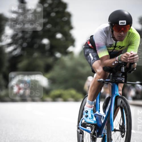 21.06.2026 - 29. Vierlanden-Triathlon H.Heesch http://msf.ph/oto/9859160 21.06.2026 10:31:51 Radfahren 62, 202, 213, 226, 308, 332, 389, 441 meine-sportfotos.de