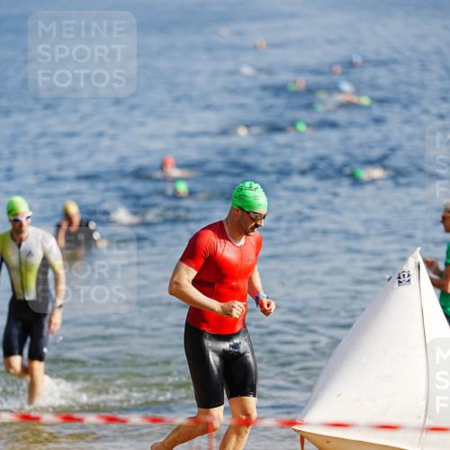 21.06.2026 - 29. Vierlanden-Triathlon LAZAROV Photography http://msf.ph/oto/9859162 21.06.2026 08:17:46 Schwimmen  meine-sportfotos.de