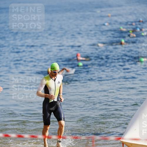 21.06.2026 - 29. Vierlanden-Triathlon LAZAROV Photography http://msf.ph/oto/9859170 21.06.2026 08:17:48 Schwimmen  meine-sportfotos.de