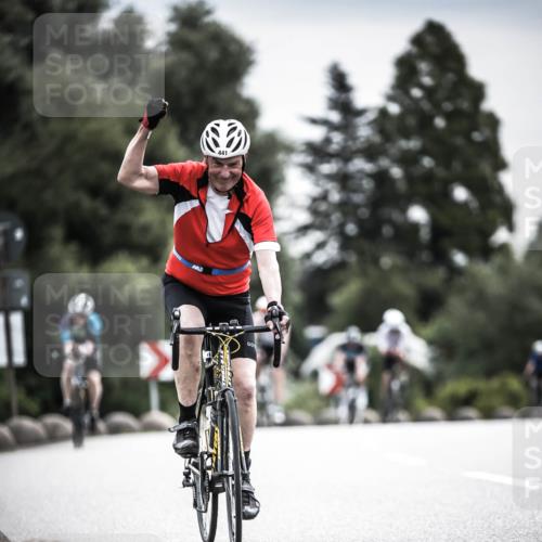 21.06.2026 - 29. Vierlanden-Triathlon H.Heesch http://msf.ph/oto/9859192 21.06.2026 10:31:55 Radfahren 52, 62, 137, 213, 332, 441 meine-sportfotos.de
