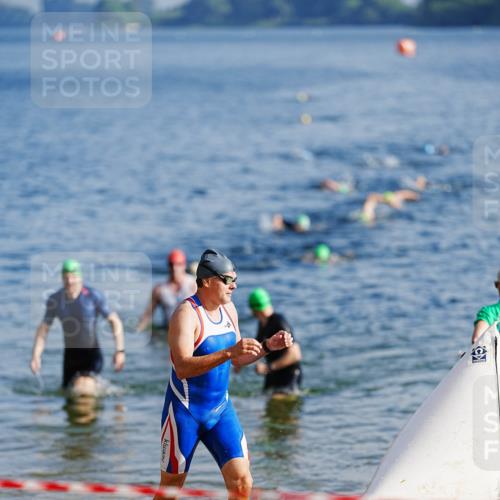 21.06.2026 - 29. Vierlanden-Triathlon LAZAROV Photography http://msf.ph/oto/9859197 21.06.2026 08:18:06 Schwimmen  meine-sportfotos.de