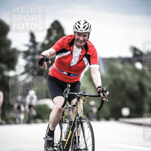 21.06.2026 - 29. Vierlanden-Triathlon H.Heesch http://msf.ph/oto/9859226 21.06.2026 10:31:55 Radfahren 52, 62, 137, 213, 332, 441 meine-sportfotos.de