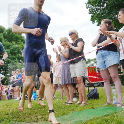 21.06.2026 - 29. Vierlanden-Triathlon LAZAROV Photography http://msf.ph/oto/9859228 21.06.2026 11:01:58 Schwimmen 641, 644, 707 meine-sportfotos.de