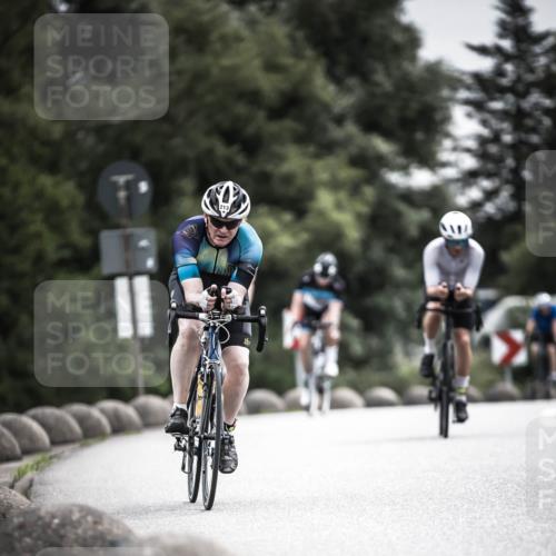 21.06.2026 - 29. Vierlanden-Triathlon H.Heesch http://msf.ph/oto/9859231 21.06.2026 10:31:57 Radfahren 52, 62, 137, 138, 213, 332, 441 meine-sportfotos.de