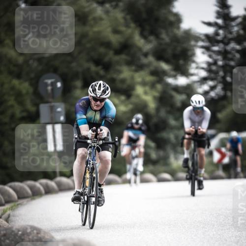 21.06.2026 - 29. Vierlanden-Triathlon H.Heesch http://msf.ph/oto/9859233 21.06.2026 10:31:57 Radfahren 52, 62, 137, 138, 213, 332, 441 meine-sportfotos.de