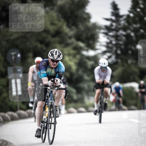 21.06.2026 - 29. Vierlanden-Triathlon H.Heesch http://msf.ph/oto/9859243 21.06.2026 10:31:57 Radfahren 52, 62, 137, 138, 213, 332, 441 meine-sportfotos.de