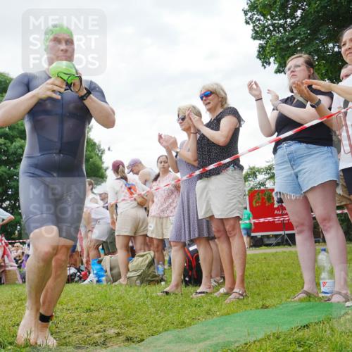 21.06.2026 - 29. Vierlanden-Triathlon LAZAROV Photography http://msf.ph/oto/9859259 21.06.2026 11:02:08 Schwimmen 642, 685, 710, 728, 743 meine-sportfotos.de
