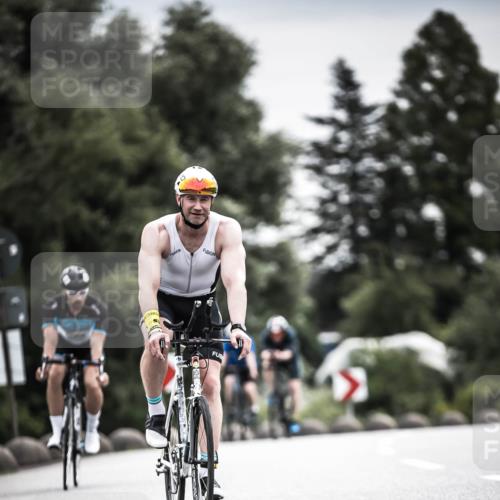 21.06.2026 - 29. Vierlanden-Triathlon H.Heesch http://msf.ph/oto/9859271 21.06.2026 10:31:59 Radfahren 52, 62, 137, 138, 213, 332, 441, 617 meine-sportfotos.de