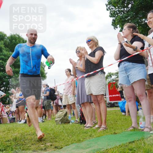 21.06.2026 - 29. Vierlanden-Triathlon LAZAROV Photography http://msf.ph/oto/9859275 21.06.2026 11:02:22 Schwimmen 643, 652, 693, 716, 729 meine-sportfotos.de