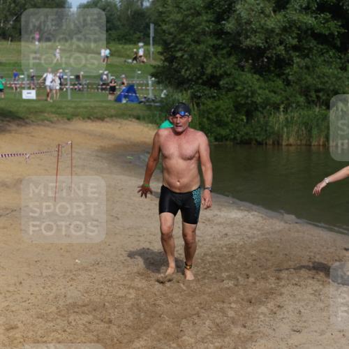 21.06.2026 - 29. Vierlanden-Triathlon Andreas Tolksdorf http://msf.ph/oto/9859279 21.06.2026 09:05:25 Schwimmen 287 meine-sportfotos.de