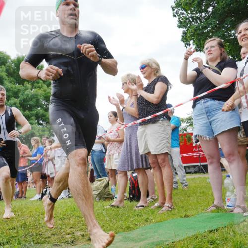 21.06.2026 - 29. Vierlanden-Triathlon LAZAROV Photography http://msf.ph/oto/9859293 21.06.2026 11:02:57 Schwimmen 659, 688, 720, 757 meine-sportfotos.de