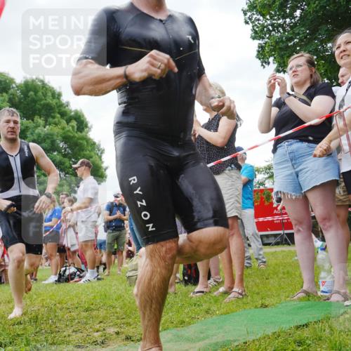 21.06.2026 - 29. Vierlanden-Triathlon LAZAROV Photography http://msf.ph/oto/9859296 21.06.2026 11:02:58 Schwimmen 659, 688, 720, 757 meine-sportfotos.de