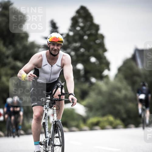 21.06.2026 - 29. Vierlanden-Triathlon H.Heesch http://msf.ph/oto/9859297 21.06.2026 10:31:59 Radfahren 52, 62, 137, 138, 213, 332, 441, 617 meine-sportfotos.de