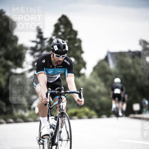 21.06.2026 - 29. Vierlanden-Triathlon H.Heesch http://msf.ph/oto/9859326 21.06.2026 10:32:01 Radfahren 52, 57, 62, 137, 138, 213, 617 meine-sportfotos.de