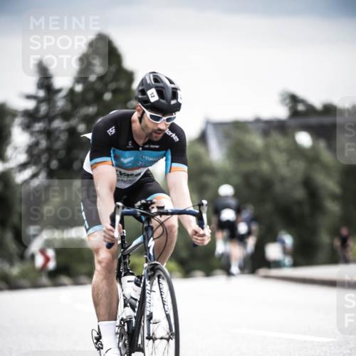 21.06.2026 - 29. Vierlanden-Triathlon H.Heesch http://msf.ph/oto/9859335 21.06.2026 10:32:01 Radfahren 52, 57, 62, 137, 138, 213, 617 meine-sportfotos.de