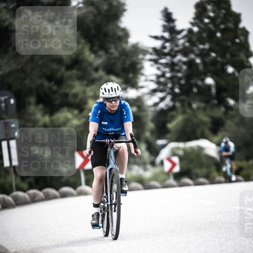 21.06.2026 - 29. Vierlanden-Triathlon H.Heesch http://msf.ph/oto/9859367 21.06.2026 10:32:03 Radfahren 19, 52, 57, 137, 138, 617 meine-sportfotos.de