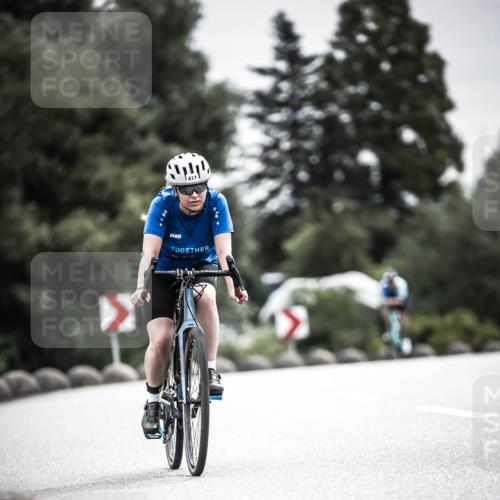 21.06.2026 - 29. Vierlanden-Triathlon H.Heesch http://msf.ph/oto/9859373 21.06.2026 10:32:03 Radfahren 19, 52, 57, 137, 138, 617 meine-sportfotos.de